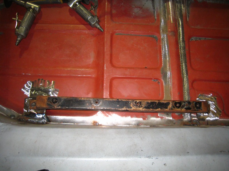 Click image for larger version

Name:	IMG_0005800x600.jpg
Views:	47
Size:	121.4 KB
ID:	2743