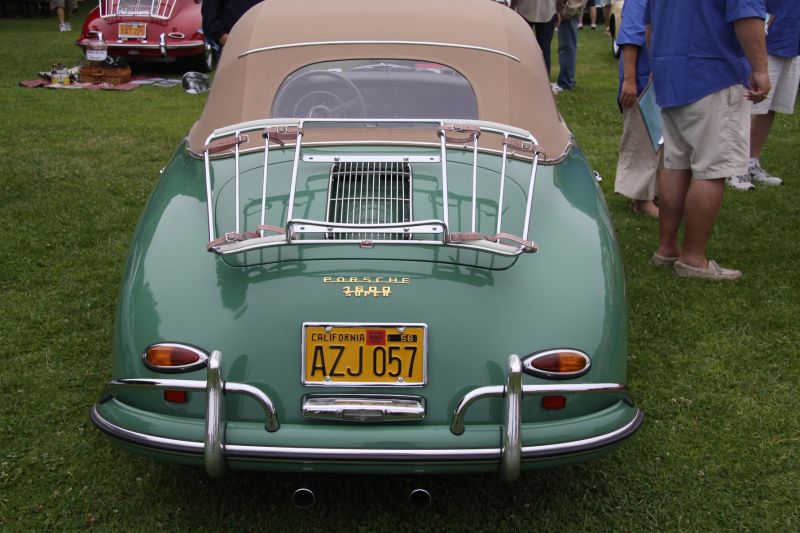 Click image for larger version

Name:	356Show080.JPG
Views:	33
Size:	78.1 KB
ID:	24412