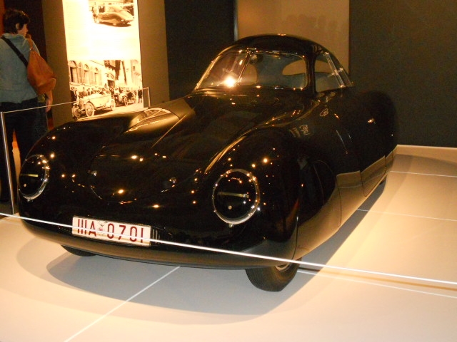Click image for larger version

Name:	15.Type641938-39LeftFront.JPG
Views:	40
Size:	239.7 KB
ID:	29855