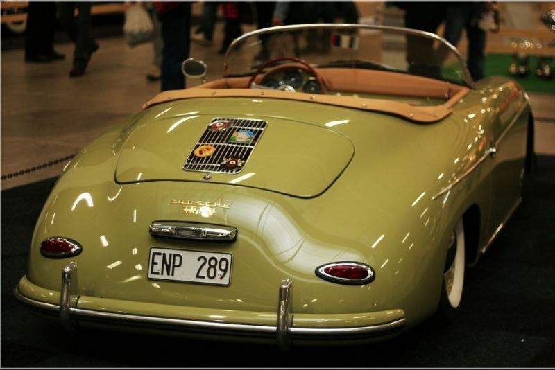 Click image for larger version

Name:	Speedster8.JPG
Views:	49
Size:	54.9 KB
ID:	33420