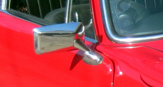 Click image for larger version

Name:	912RHDDoorMirror.jpg
Views:	61
Size:	168.6 KB
ID:	41689