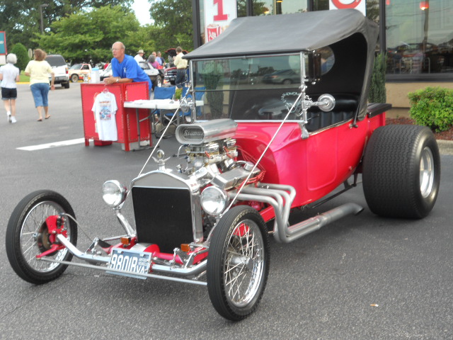 Click image for larger version

Name:	9-6-143.1927T-RodRoadster.jpg
Views:	31
Size:	183.2 KB
ID:	49099