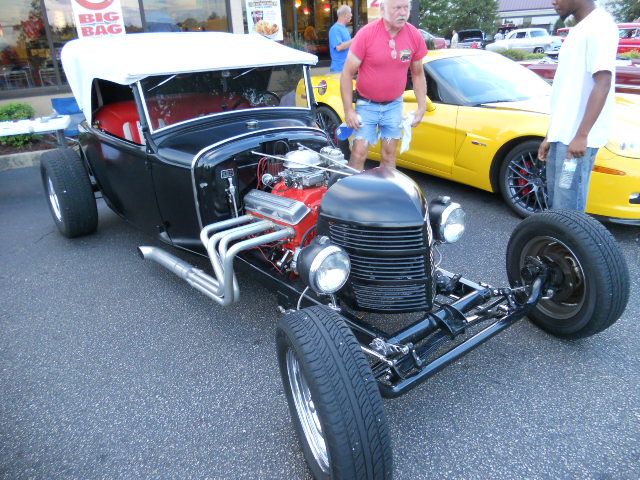 Click image for larger version

Name:	9-6-145.RatRod1939InternationalPUTruckGrill.jpg
Views:	26
Size:	163.0 KB
ID:	49101