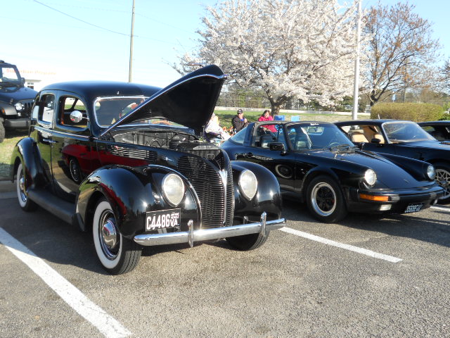 Click image for larger version

Name:	4-4-158.1938Ford4DoorV860HPTheTarga.jpg
Views:	34
Size:	163.7 KB
ID:	59486