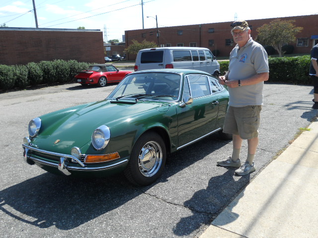 Click image for larger version

Name:	8-29-145.912-DeaneandHisNEW912.jpg
Views:	33
Size:	160.2 KB
ID:	59736