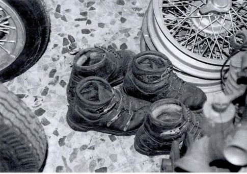Click image for larger version

Name:	OttoMskiboots.JPG
Views:	42
Size:	50.9 KB
ID:	63013