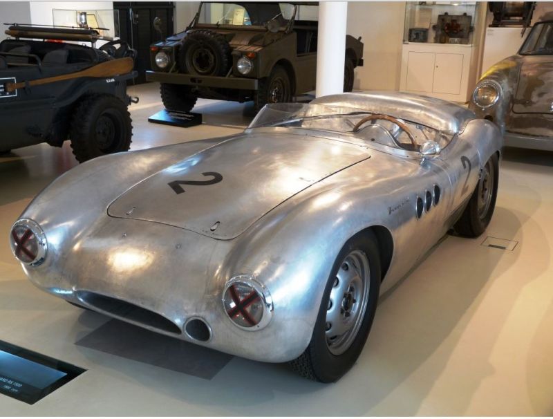 Click image for larger version

Name:	prototypborgward1500.JPG
Views:	51
Size:	66.5 KB
ID:	63295