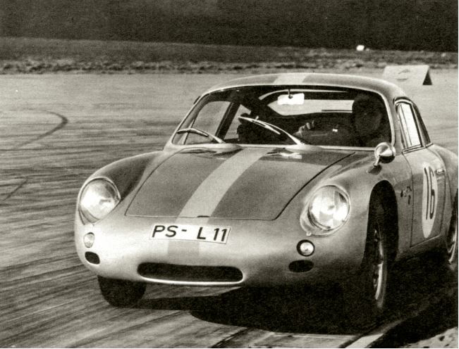 Click image for larger version

Name:	abarth1015Leinenweber.JPG
Views:	54
Size:	71.2 KB
ID:	70437