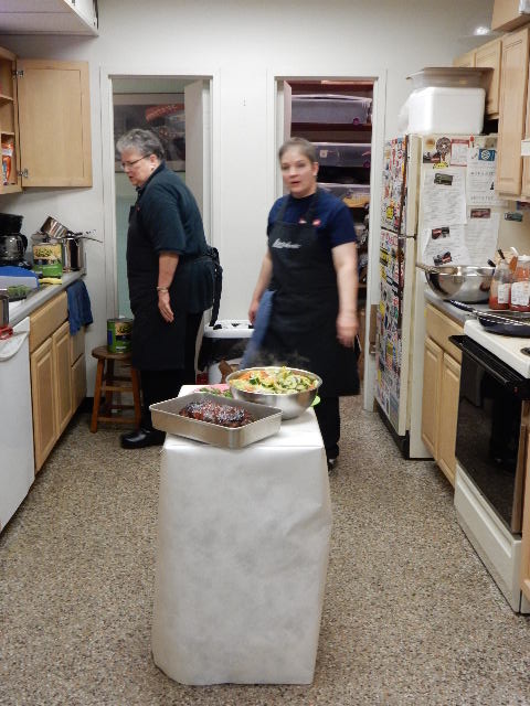 Click image for larger version

Name:	37.JodyTerryInTheKitchen.jpg
Views:	32
Size:	96.3 KB
ID:	70638