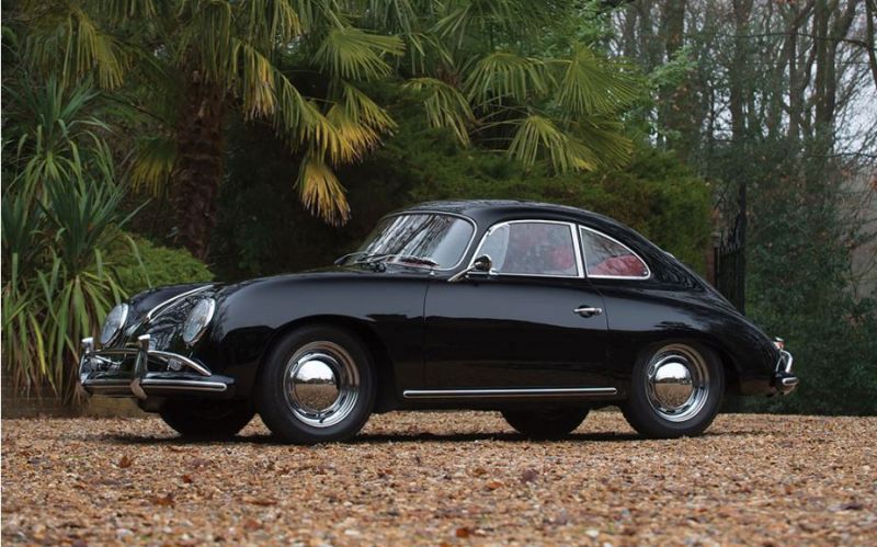 Click image for larger version

Name:	retromobileRMS356Acoup.JPG
Views:	31
Size:	90.5 KB
ID:	84785