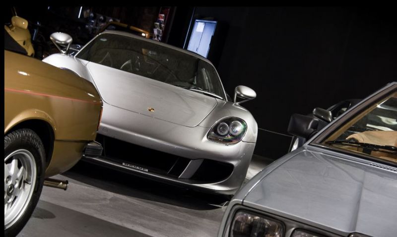Click image for larger version

Name:	ZagatoporschecarreraGTZ2.JPG
Views:	38
Size:	48.6 KB
ID:	87555