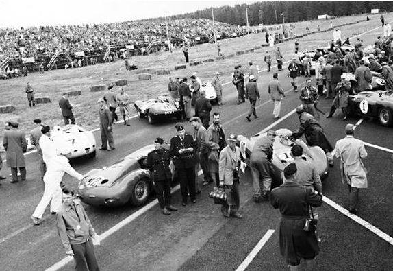 Click image for larger version

Name:	550SwedishGPstartline.JPG
Views:	67
Size:	70.1 KB
ID:	89358