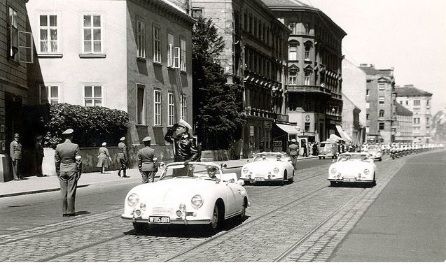Click image for larger version

Name:	356police11Austria.JPG
Views:	133
Size:	72.3 KB
ID:	91223
