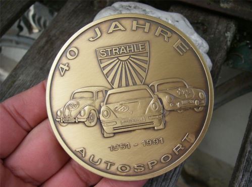 Click image for larger version

Name:	Strahleautosport40ans.JPG
Views:	39
Size:	39.9 KB
ID:	93672
