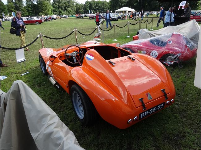 Click image for larger version

Name:	hirondelleporsche7.JPG
Views:	99
Size:	84.0 KB
ID:	96280