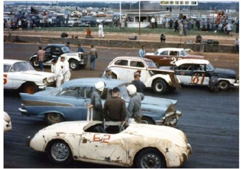 Click image for larger version

Name:	550stockcar.JPG
Views:	130
Size:	74.9 KB
ID:	28241