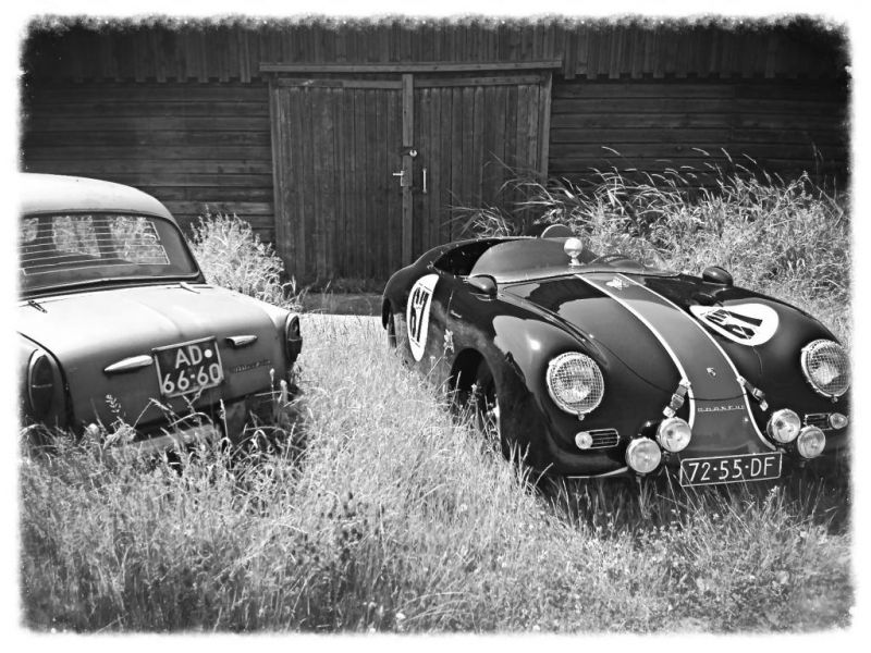 Click image for larger version

Name:	blackandwhite1.jpg
Views:	315
Size:	108.5 KB
ID:	28694