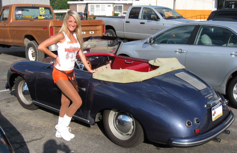 Click image for larger version

Name:	bluecar.jpg
Views:	605
Size:	80.8 KB
ID:	28288