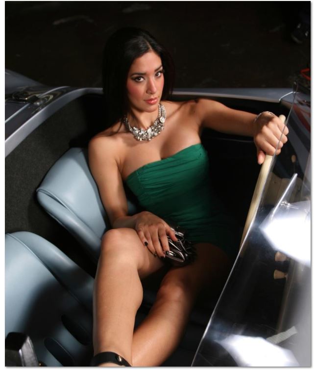 Click image for larger version

Name:	girl3.JPG
Views:	190
Size:	54.8 KB
ID:	28809