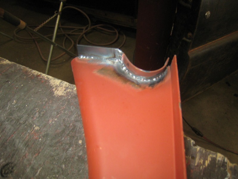 Click image for larger version

Name:	engine_bay_44_.jpg
Views:	152
Size:	87.0 KB
ID:	87960