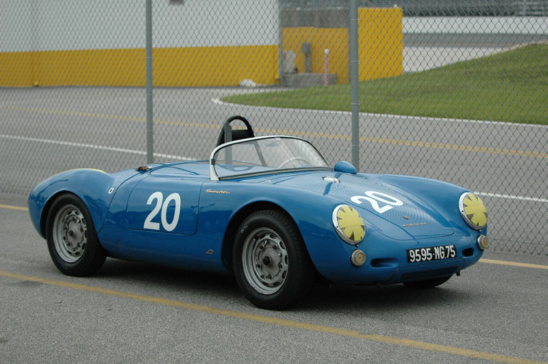 Click image for larger version

Name:	Porsche550-034.jpg
Views:	61
Size:	109.8 KB
ID:	33941