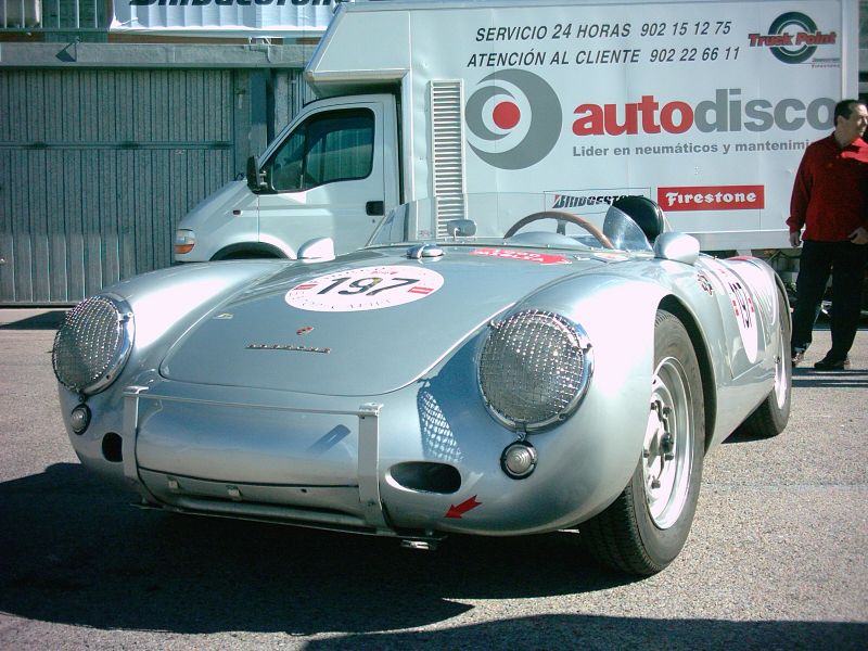 Click image for larger version

Name:	2004-11-16GPPorscheJaramaPorsche550Spider-MHF550-01copy.JPG
Views:	67
Size:	102.4 KB
ID:	37389