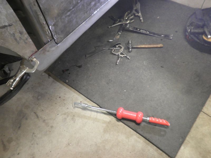 Click image for larger version

Name:	closingpanelflushnessadjuster.JPG
Views:	192
Size:	58.9 KB
ID:	35907
