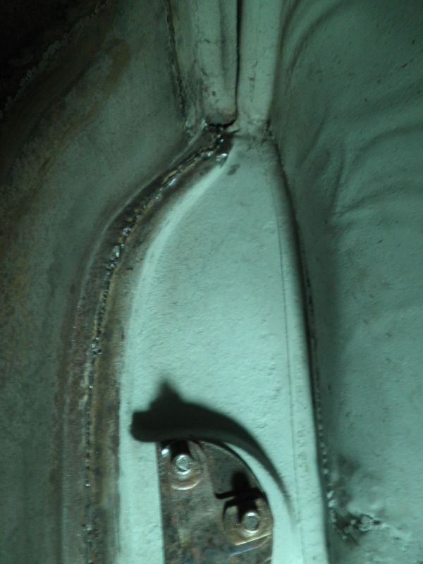 Click image for larger version

Name:	iinsidetopwelded.JPG
Views:	114
Size:	53.5 KB
ID:	50568