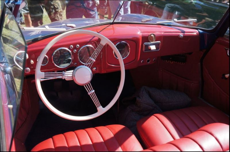 Click image for larger version

Name:	Cockpit4.JPG
Views:	172
Size:	68.3 KB
ID:	31626