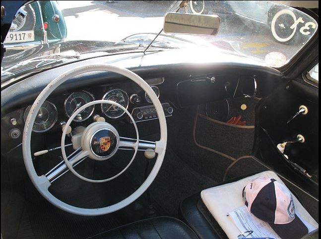 Click image for larger version

Name:	Cockpit14.JPG
Views:	133
Size:	73.3 KB
ID:	33192