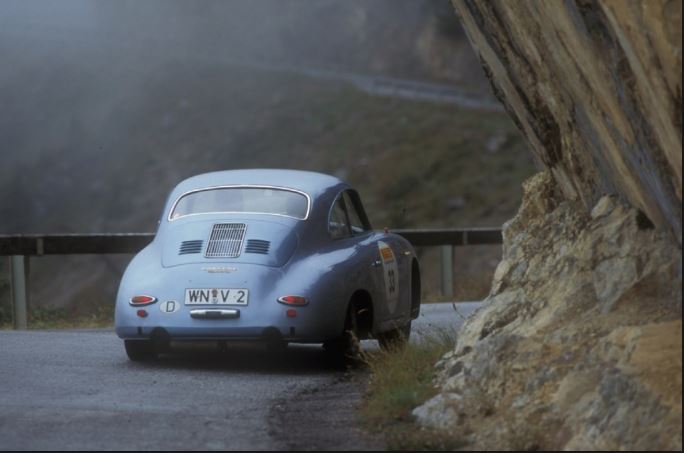 Click image for larger version

Name:	356carrerastrahle.JPG
Views:	143
Size:	42.1 KB
ID:	85609