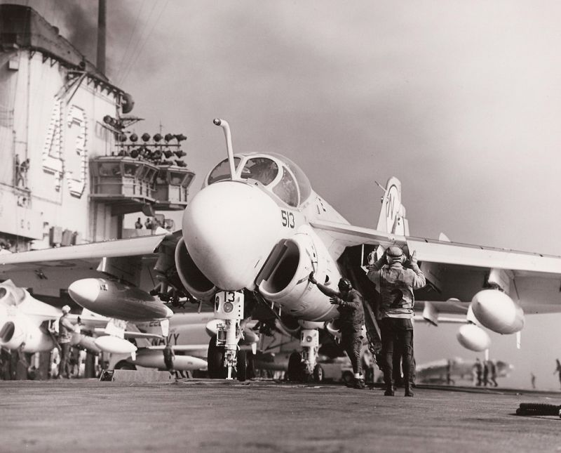 Click image for larger version

Name:	1969-70VA-35A6AUSSCoralSeaOnTheCat.jpg
Views:	58
Size:	70.6 KB
ID:	41549