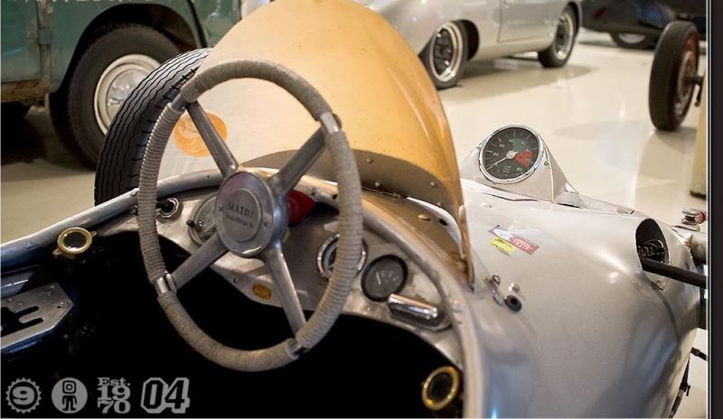 Click image for larger version

Name:	Cockpit48.JPG
Views:	96
Size:	58.9 KB
ID:	35012