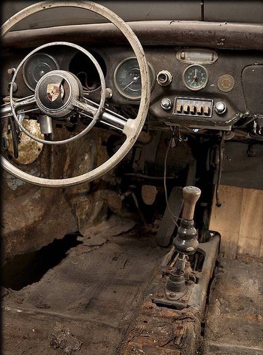 Click image for larger version

Name:	cockpit_2014-08-10.JPG
Views:	94
Size:	89.7 KB
ID:	47269