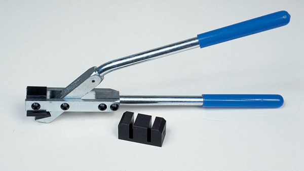 Click image for larger version

Name:	sykes-pickavant-door-skin-crimping-tool.jpg
Views:	617
Size:	140.8 KB
ID:	95859