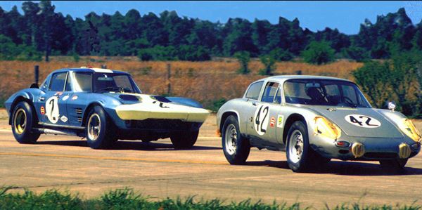 Click image for larger version

Name:	AP85Sebring42Corvette.JPG
Views:	58
Size:	50.0 KB
ID:	90925