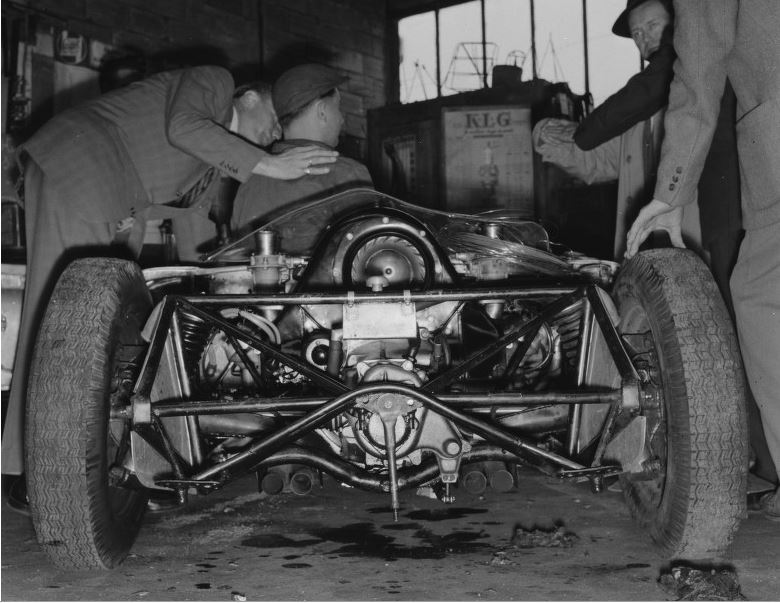 Click image for larger version

Name:	718RSKLM58suspensionmoteur.JPG
Views:	78
Size:	89.3 KB
ID:	86434