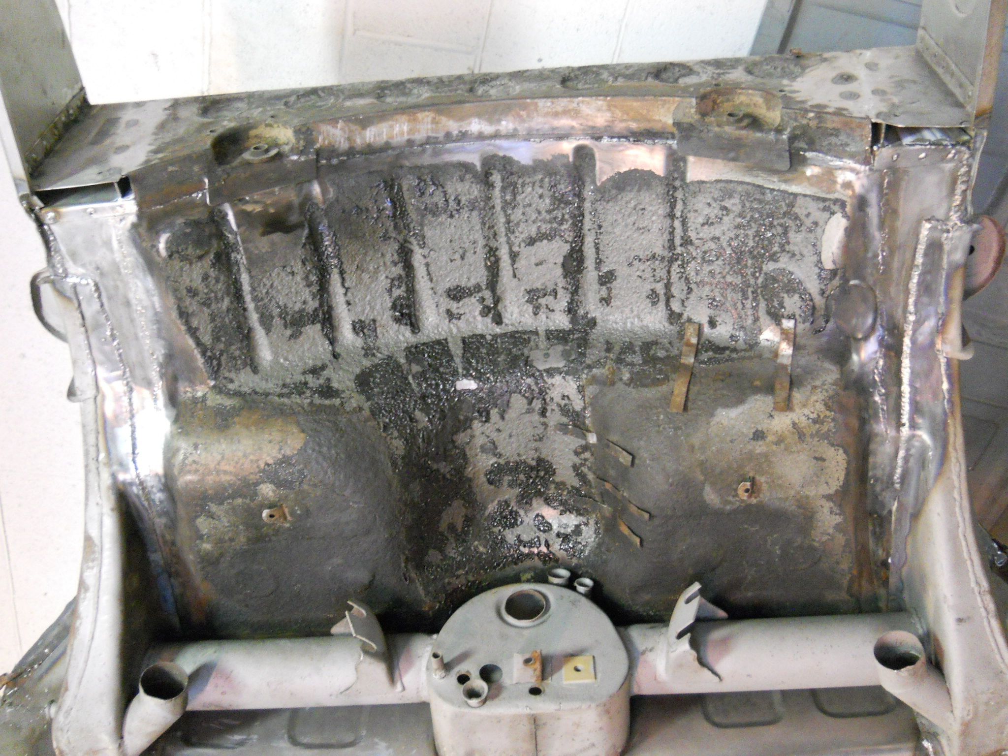 Click image for larger version

Name:	A chassis 1354.JPG
Views:	139
Size:	495.5 KB
ID:	112040