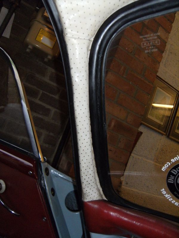 Click image for larger version

Name:	rsz_2015_1126_headliner_annabelle_005.jpg
Views:	103
Size:	65.2 KB
ID:	69073