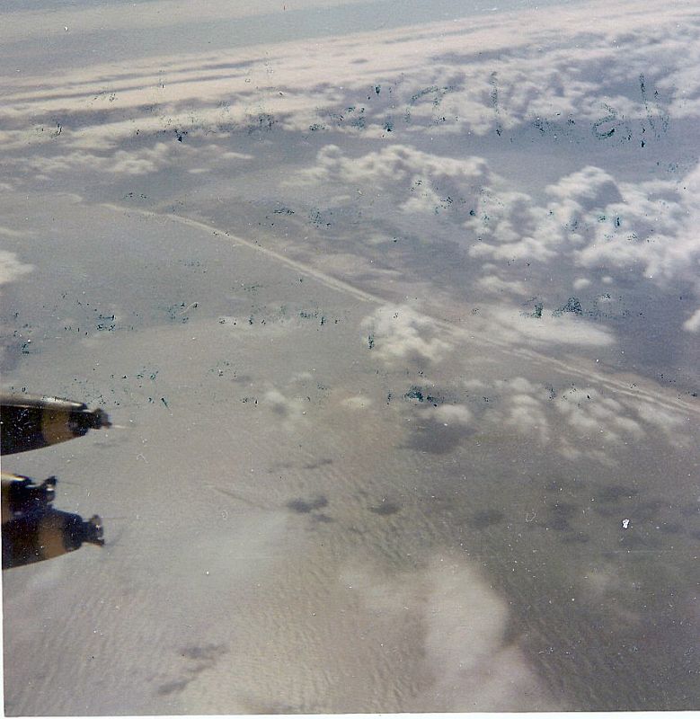 Click image for larger version

Name:	19A.CoastingInBelowTheDMZToGoFeetDry.jpg
Views:	127
Size:	95.3 KB
ID:	91392