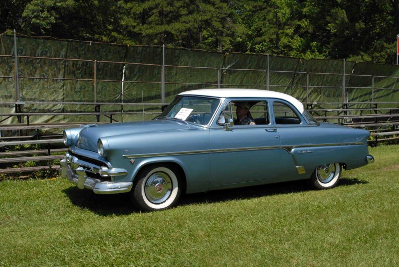 Click image for larger version

Name:	54fordkeeling.jpg
Views:	114
Size:	102.6 KB
ID:	32983