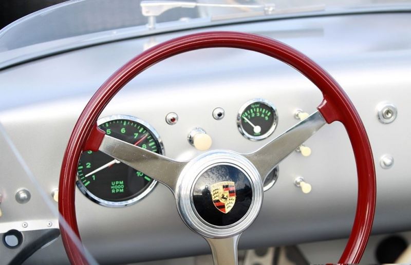 Click image for larger version

Name:	Cockpit45.JPG
Views:	149
Size:	55.8 KB
ID:	34074