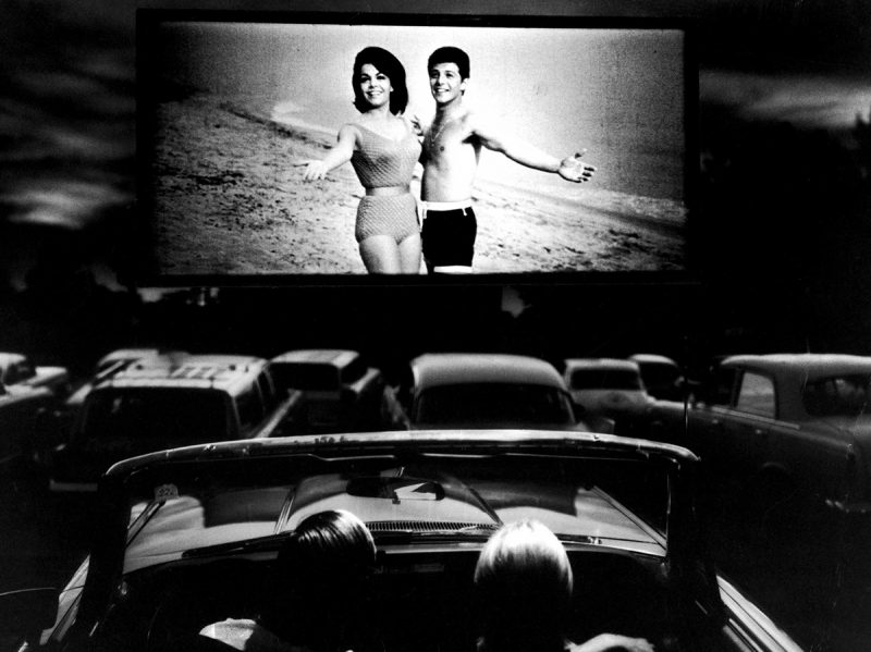 Click image for larger version

Name:	drive-in-11-800x599.jpg
Views:	63
Size:	66.6 KB
ID:	79237