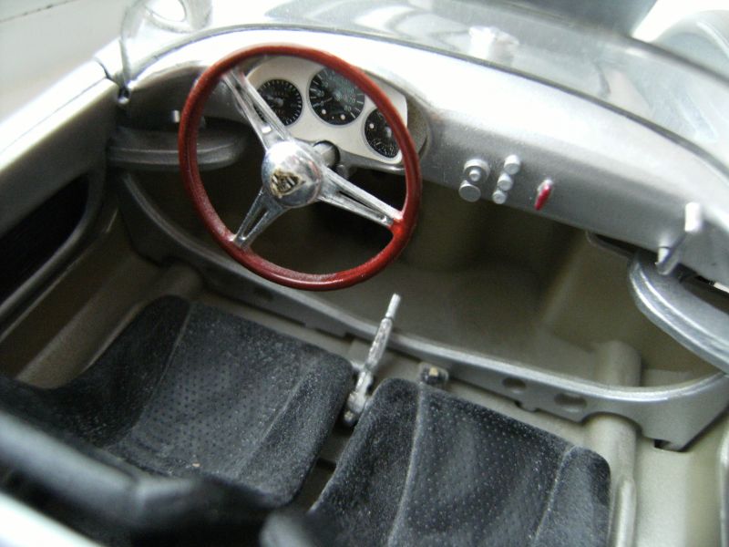 Click image for larger version

Name:	2013_1065spyder356911models006.jpg
Views:	42
Size:	65.3 KB
ID:	9466
