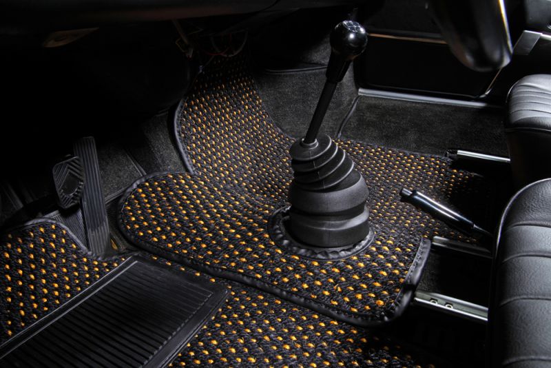 Click image for larger version

Name:	Porsche-1973911T-CenterTransCover.jpg
Views:	82
Size:	83.6 KB
ID:	66062