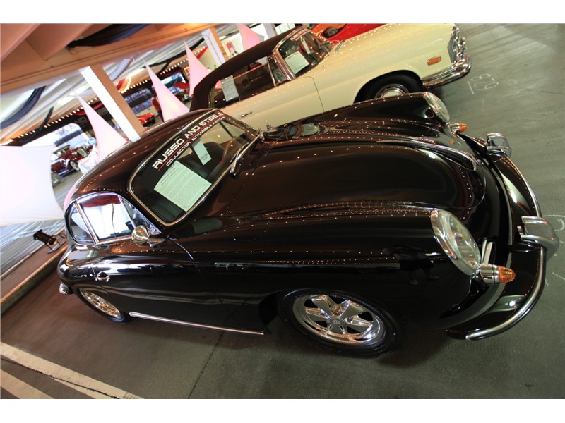 Click image for larger version

Name:	1964_porsche_outlaw_356_930_conversion_4-800-600.jpg
Views:	40
Size:	123.0 KB
ID:	60400