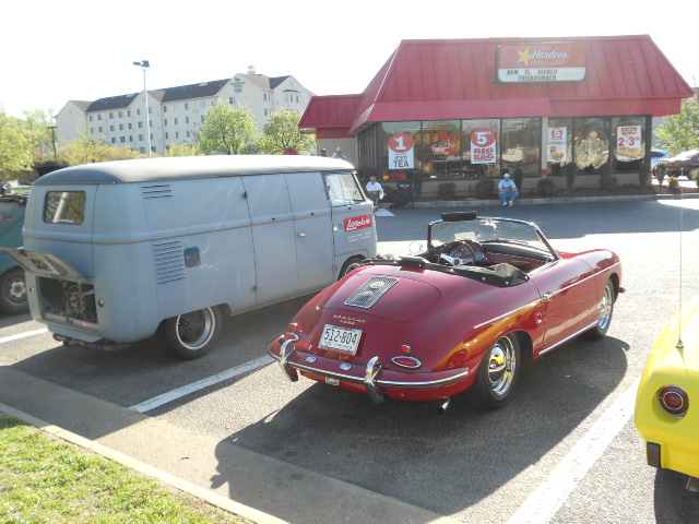 Click image for larger version

Name:	4-11-154.RoadsterPorscheBusWithHardees.jpg
Views:	35
Size:	164.1 KB
ID:	59731
