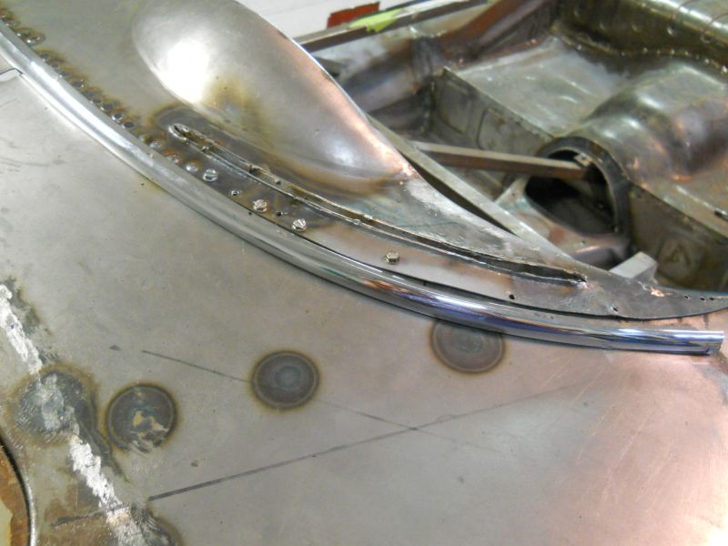 Click image for larger version

Name:	Achassis3711.JPG
Views:	121
Size:	62.5 KB
ID:	61811