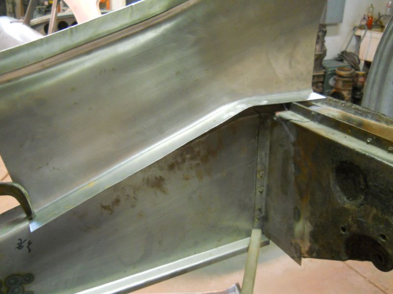 Click image for larger version

Name:	Achassis2619.JPG
Views:	110
Size:	52.3 KB
ID:	53145