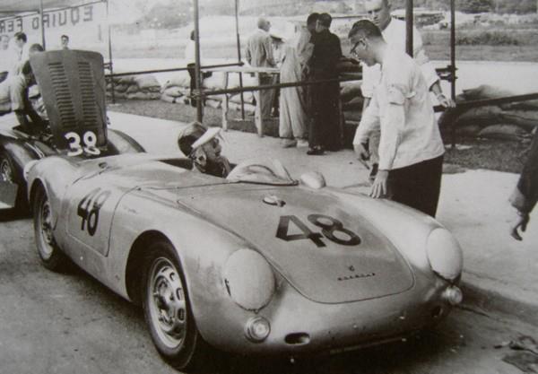 Click image for larger version

Name:	550v239.jpg
Views:	58
Size:	34.8 KB
ID:	54156